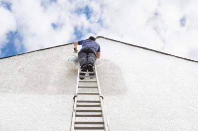 Peinture extérieure à Saint-Exupéry — façades et ravalement